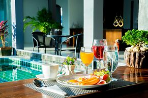 Baan Chankaew Hotel