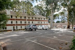 Linaker Art Deco Motel