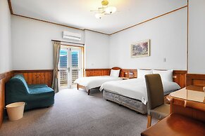 Aurora Villa