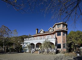 Aurora Villa