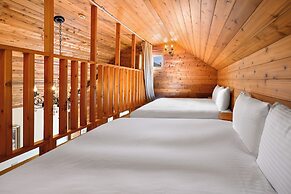 Aurora Villa