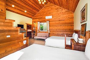 Aurora Villa