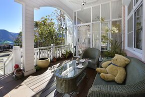 Aurora Villa