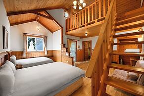 Aurora Villa