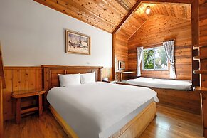 Aurora Villa