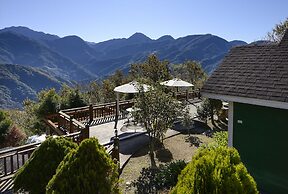 Aurora Villa
