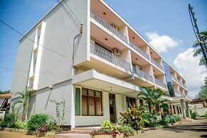 Kilimanjaro Crane Hotel