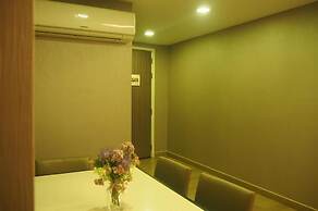 Dazzle Residence