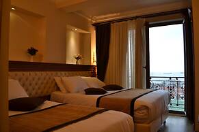 Seven Days Hotel