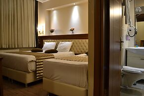 Seven Days Hotel