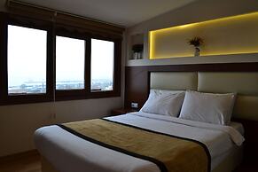 Seven Days Hotel