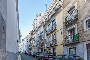 Bairro Alto Green by Homing