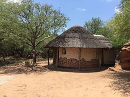 Masama Lodge and Campsite
