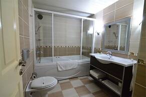 Hizel Hotel