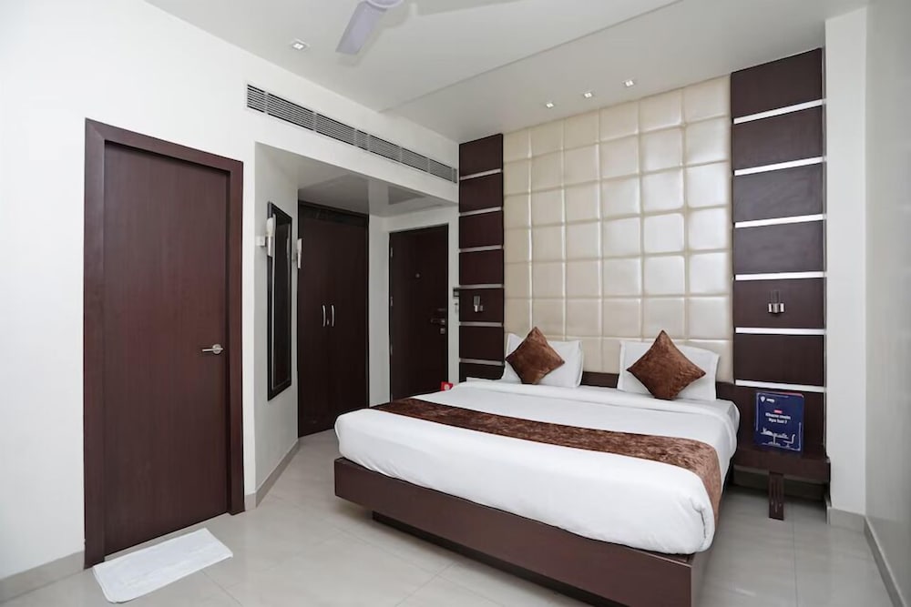 Hotel D Grand