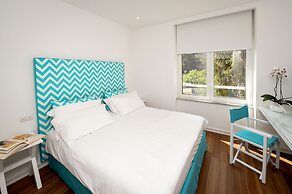 Casa Pantone