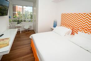 Casa Pantone
