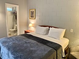 Hill Top Motel