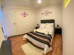 Del Niño Apartments