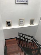 Del Niño Apartments