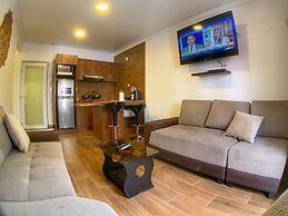 Del Niño Apartments