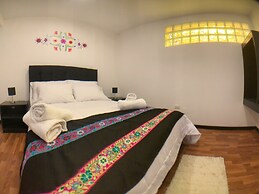 Del Niño Apartments