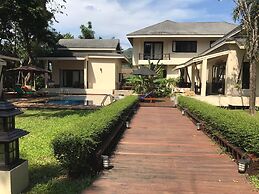 Phuchaofa Pool Villa