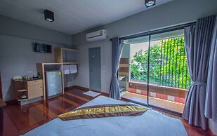 Na Siri Lakeview