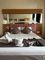 Divas Silver Hotel