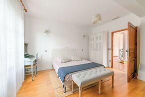 La Villa Bolero