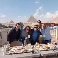 Royal pyramids Inn