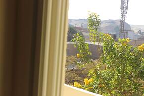 Royal pyramids Inn