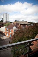 Toothbrush Apartments - Central Ipswich
