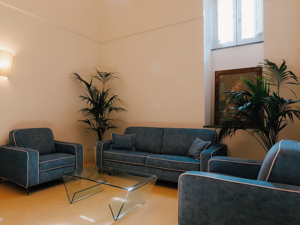 Unconventional Hotel Sorrento