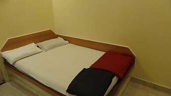 Dreamland Hotel