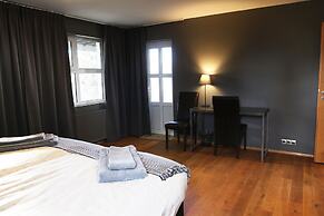 Ármót Guesthouse