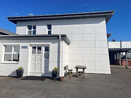 Ármót Guesthouse