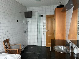 Ármót Guesthouse