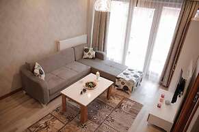 M Suit Apartments