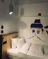 Just Inn - City Hall