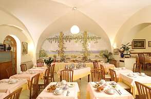 Hotel Marconi