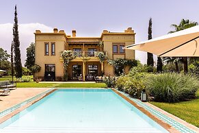 Villa avec piscine privée et Golf