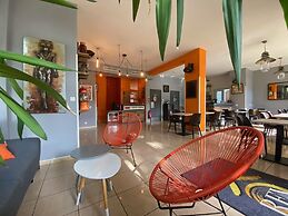 Rev Hotel