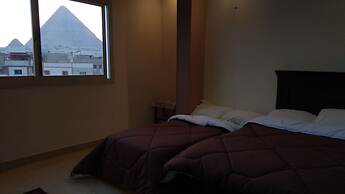 Happy days pyramids inn