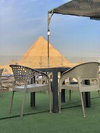 Happy days pyramids inn