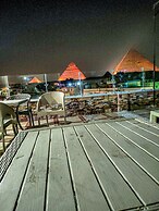 Happy days pyramids inn