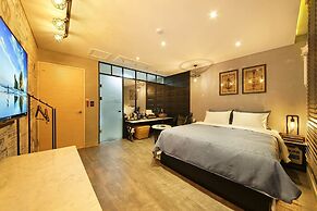 Hotel NOL