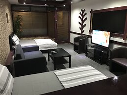 Halz city estates