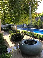 Hollidge House Apartments