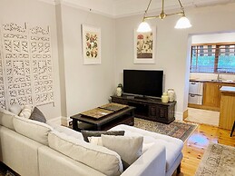 Hollidge House Apartments